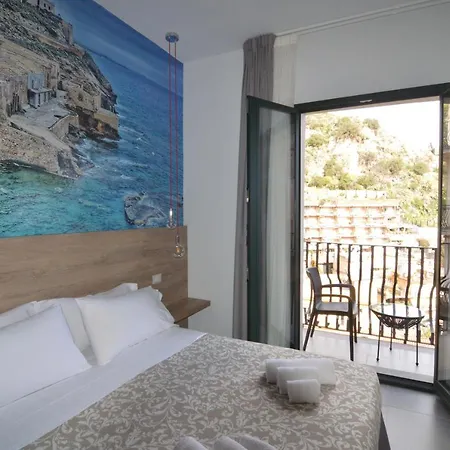 New Casa Corvaja Guest house *