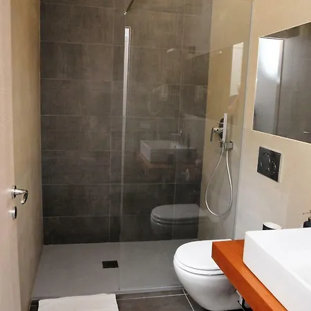 Guest house New Casa Corvaja
